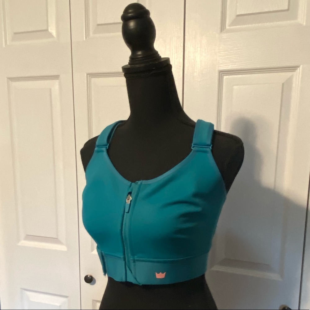 SheFit sportsbra sz 2luxe